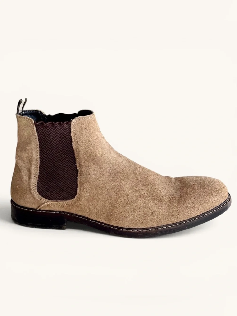 Franco Fortini Tan Suede Chelsea Boots Sleek Design
